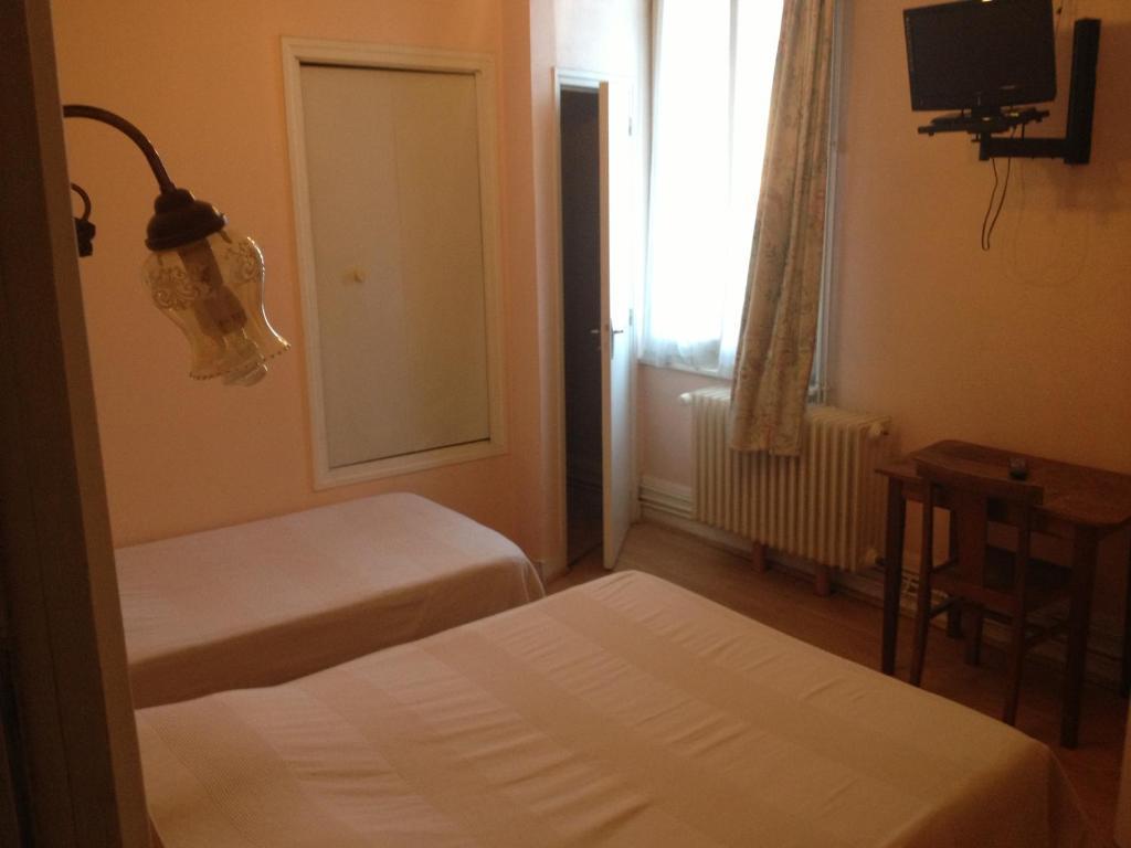 Hotel Le Fecamp Bolbec Oda fotoğraf